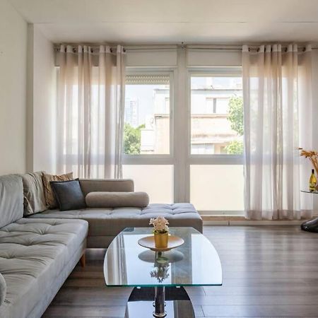Big Apartment Next To Gordon Beach Plus Free Parking Tel Aviv Eksteriør billede
